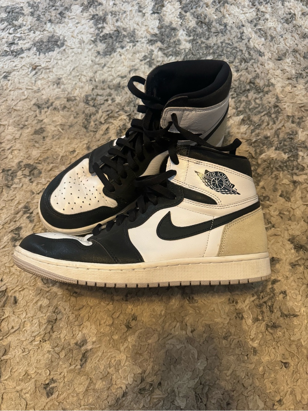 Jordan 1 Retro High OG
'Stage Haze' - Picture 4 of 5